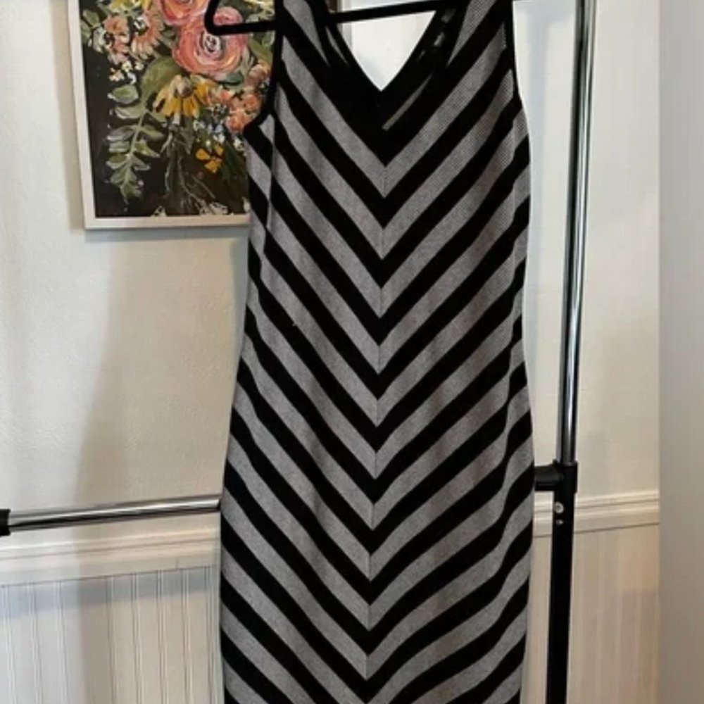 Striped v neck midi dress